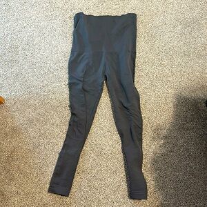 Belly Bandit Mothertucker leggings